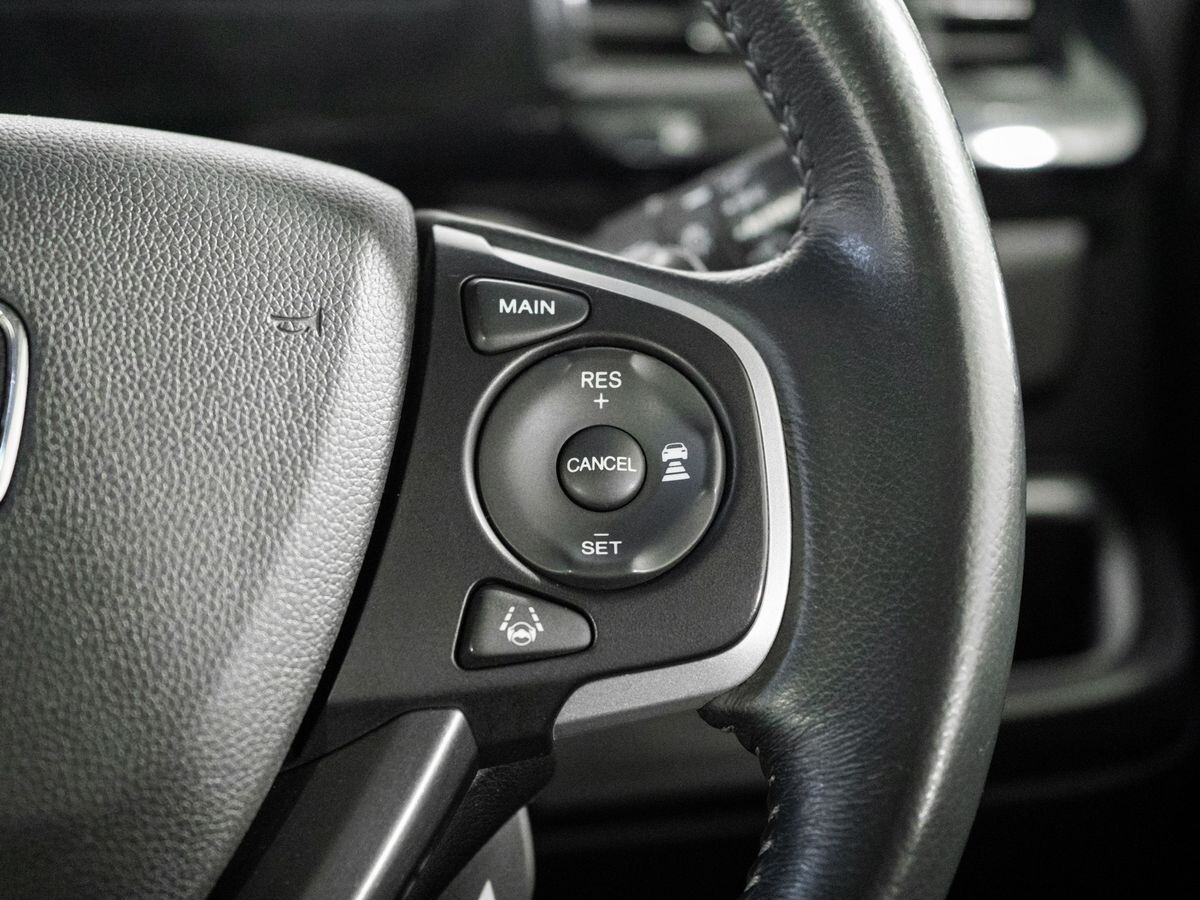 Honda Stepwgn 2015 - фото автомобиля