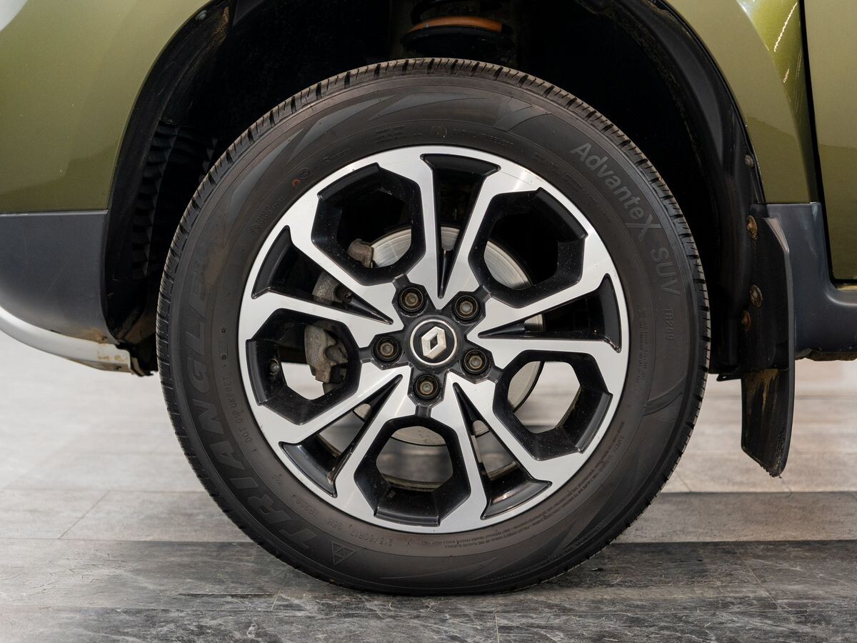 Renault Duster 2018 - фото автомобиля