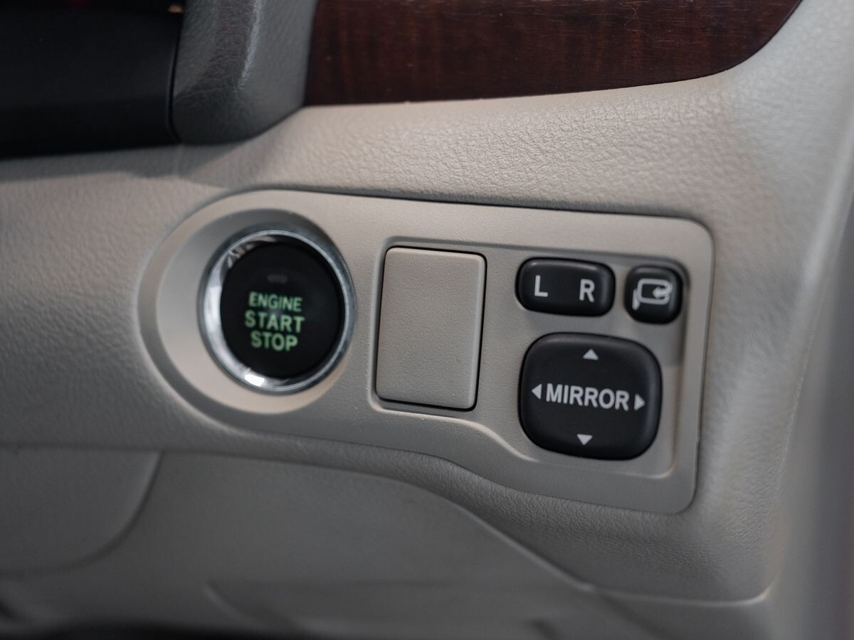 Toyota Premio 2012 - фото автомобиля