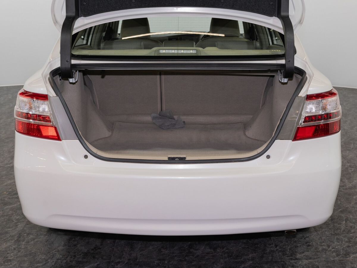 Toyota Premio 2012 - фото автомобиля