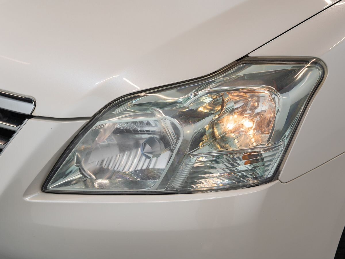 Toyota Premio 2012 - фото автомобиля