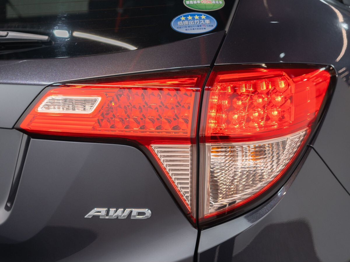 Honda Vezel 2017 - фото автомобиля