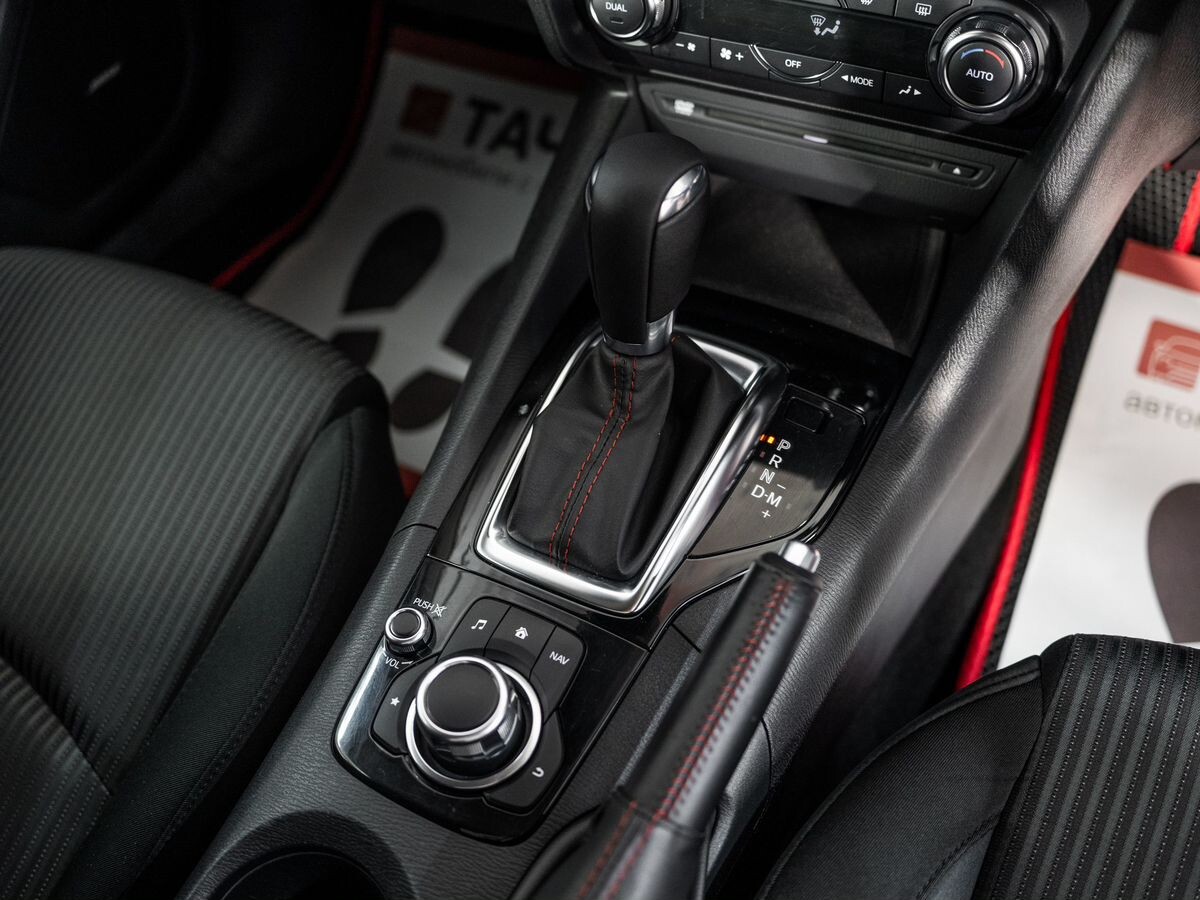 Mazda Axela 2014 - фото автомобиля