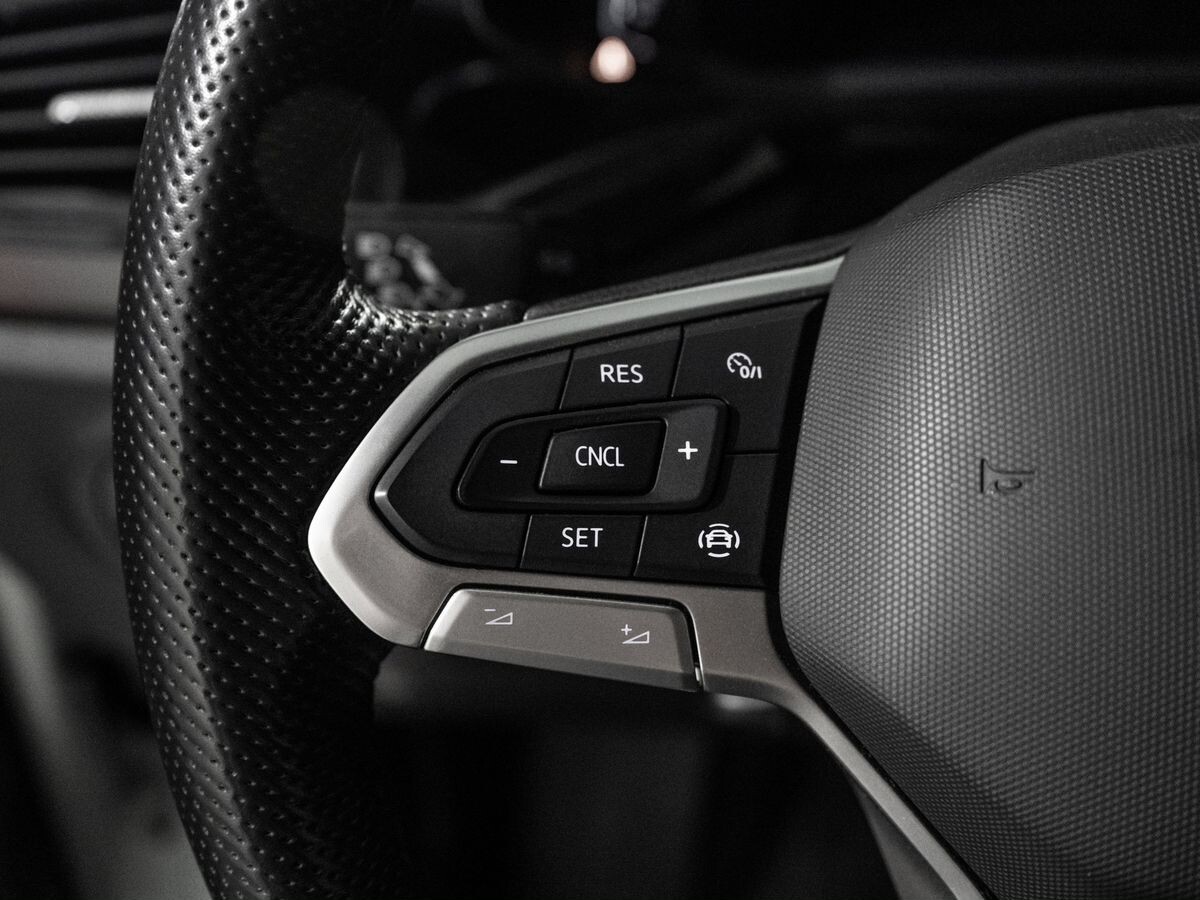 Volkswagen Polo 2021 - фото автомобиля