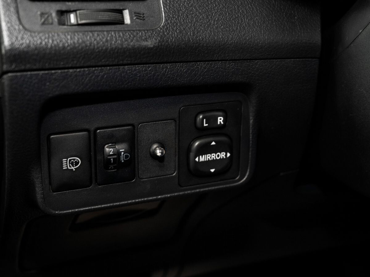 Toyota Corolla 2008 - фото автомобиля