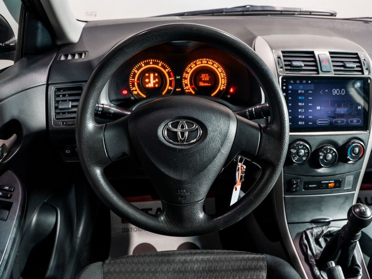 Toyota Corolla 2008 - фото автомобиля