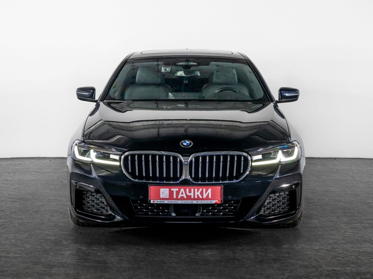 BMW 5-Series 2022 - фото автомобиля