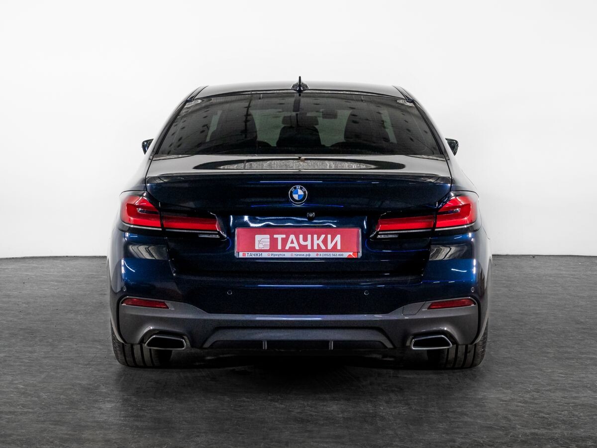 BMW 5-Series 2022 - фото автомобиля