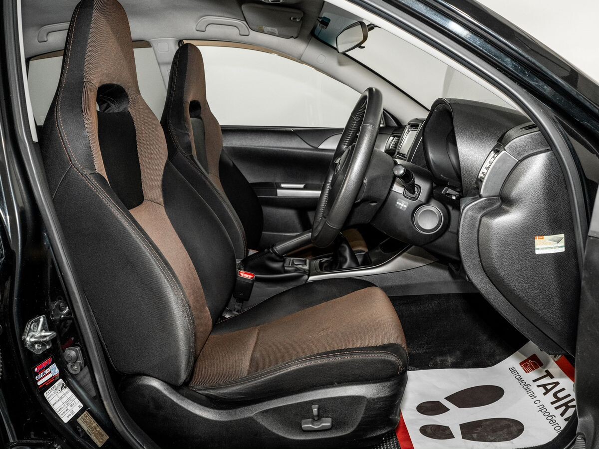 Subaru Impreza XV 2010 - фото автомобиля
