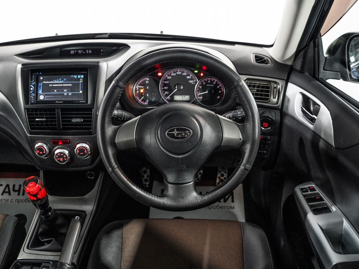 Subaru Impreza XV 2010 - фото автомобиля