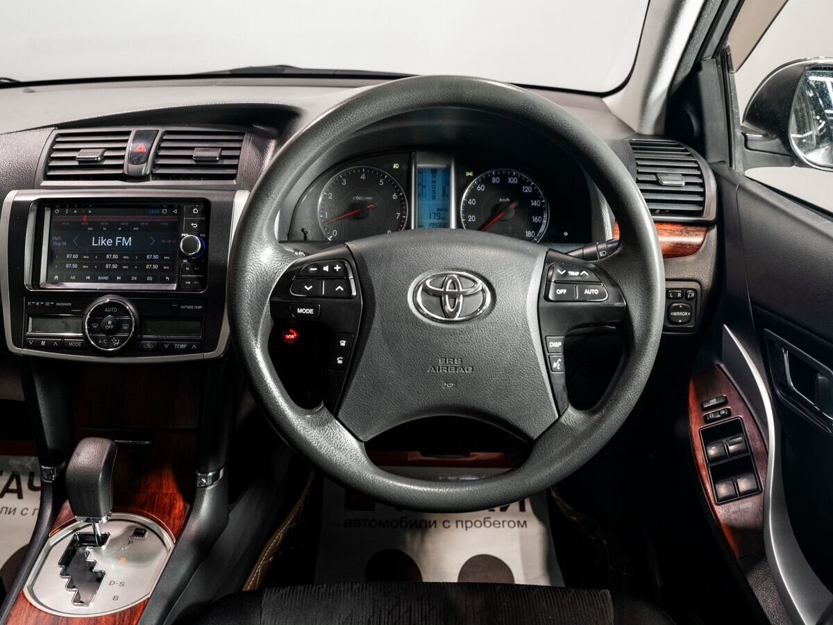 Toyota Allion 2012 - фото автомобиля
