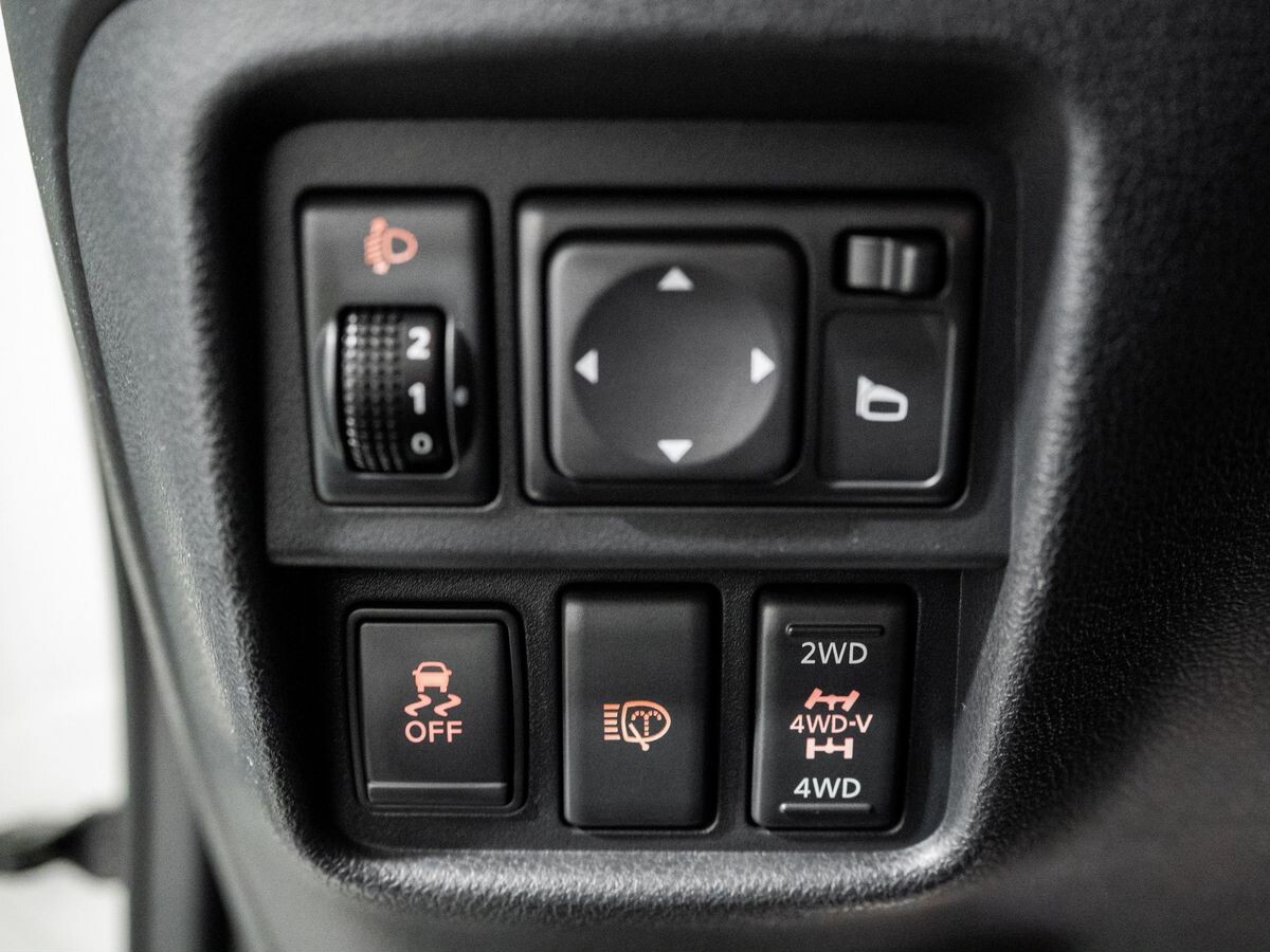 Nissan Juke 2013 - фото автомобиля