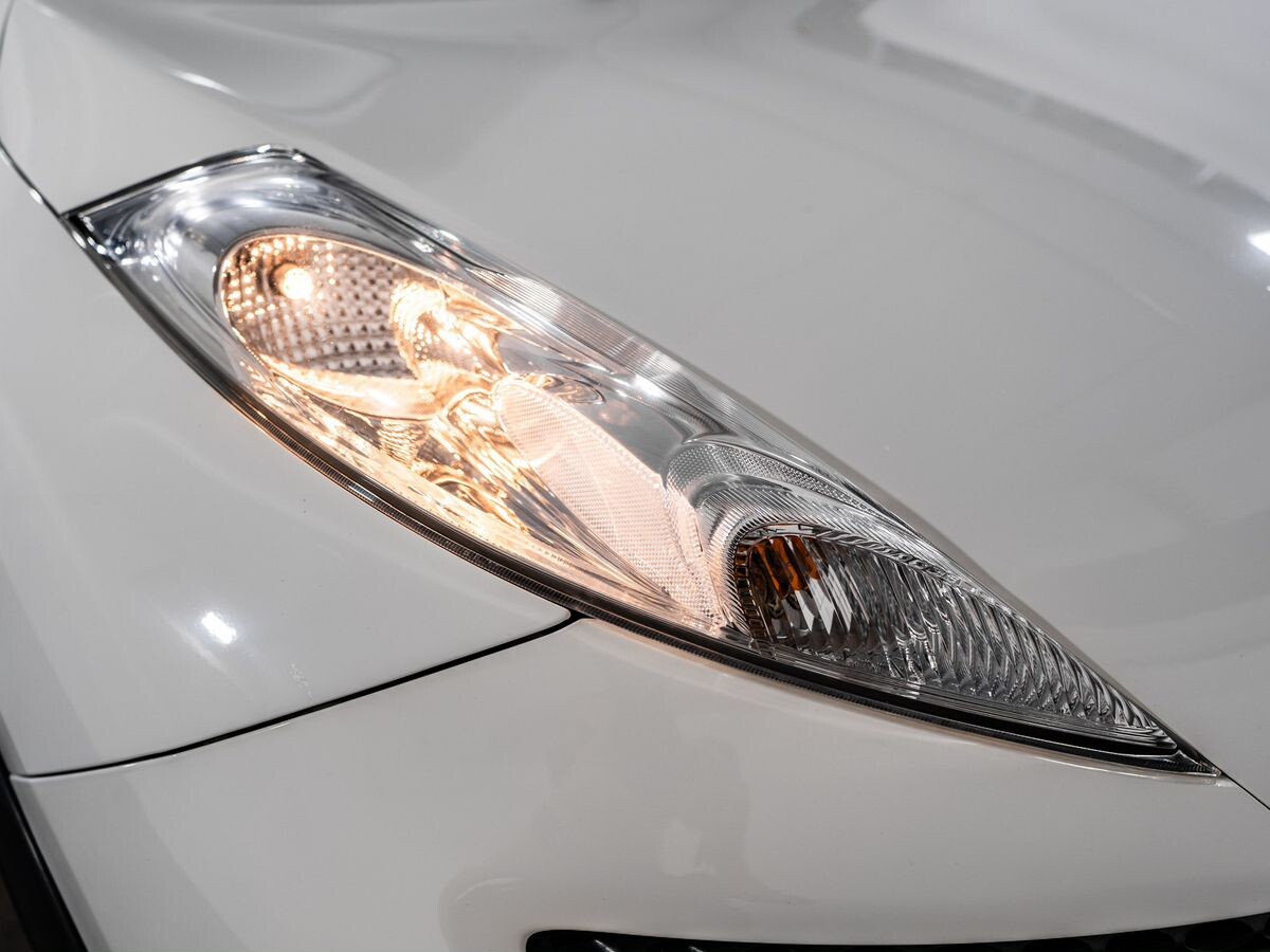 Nissan Juke 2013 - фото автомобиля