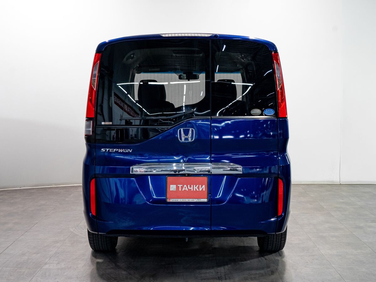 Honda Stepwgn 2015 - фото автомобиля