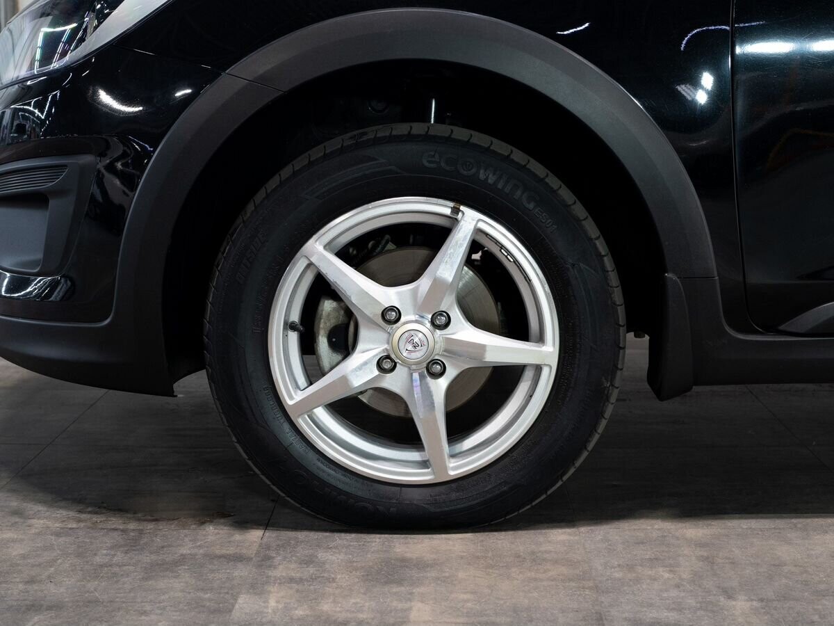 Kia Rio X (X-Line) 2019 - фото автомобиля