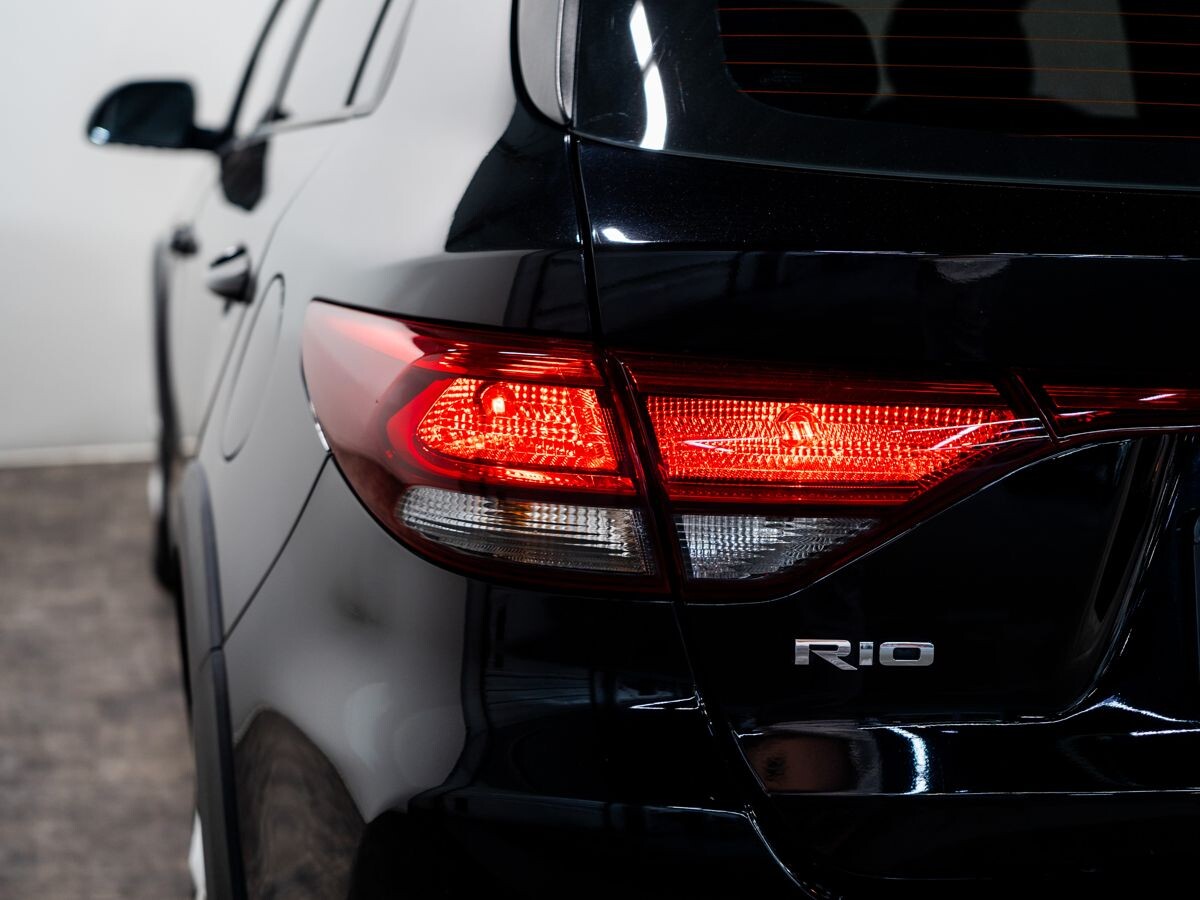 Kia Rio X (X-Line) 2019 - фото автомобиля