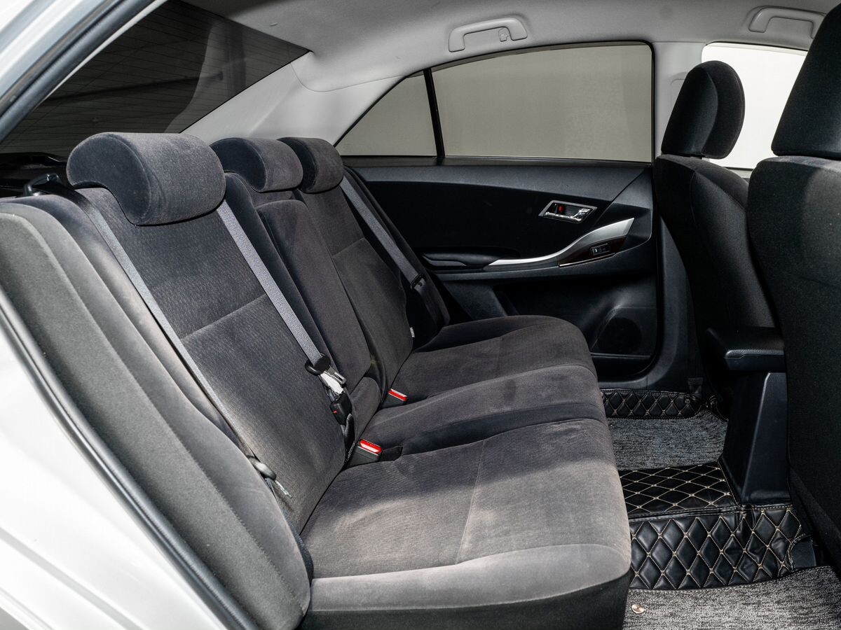 Toyota Allion 2017 - фото автомобиля