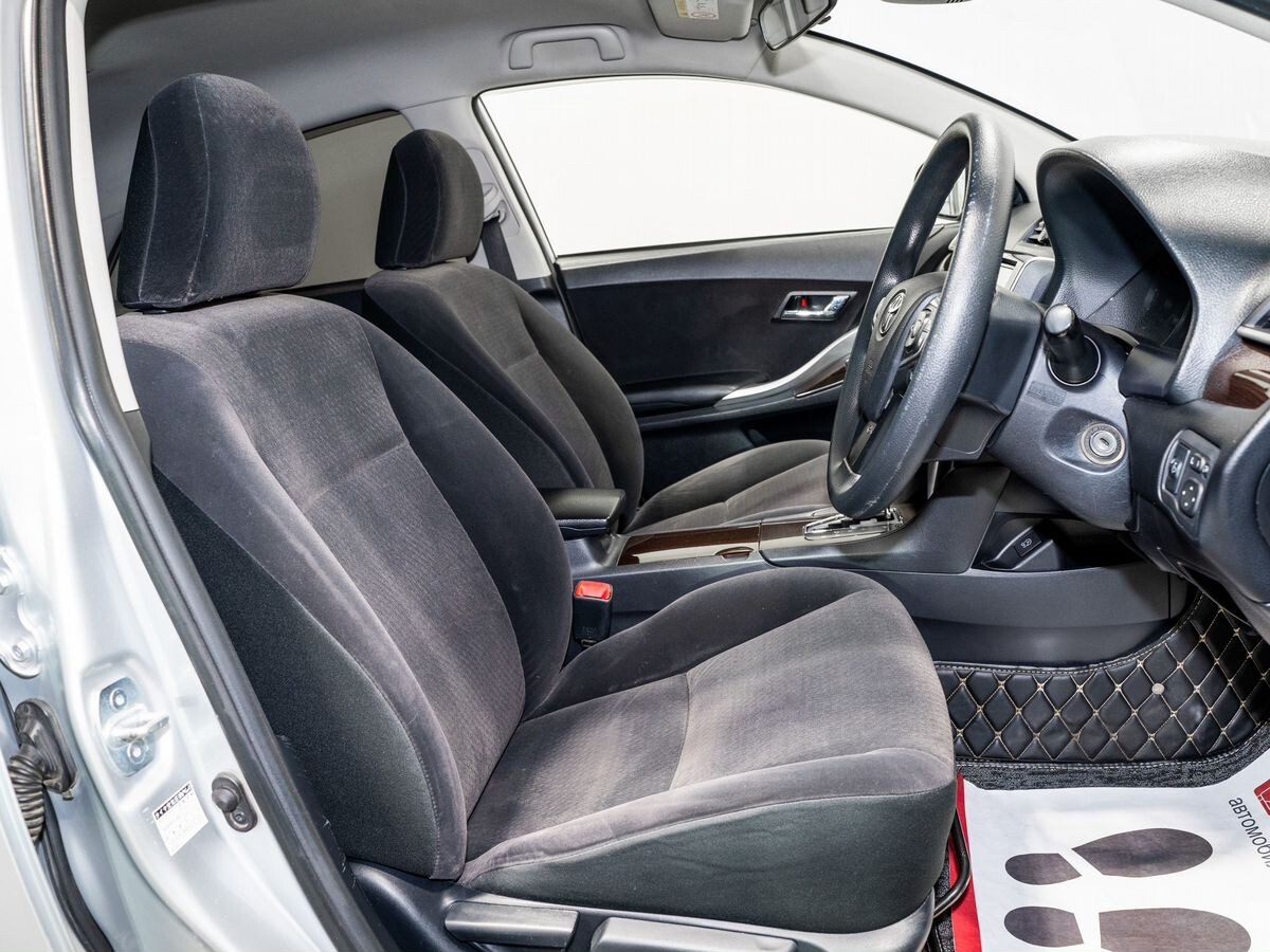 Toyota Allion 2017 - фото автомобиля