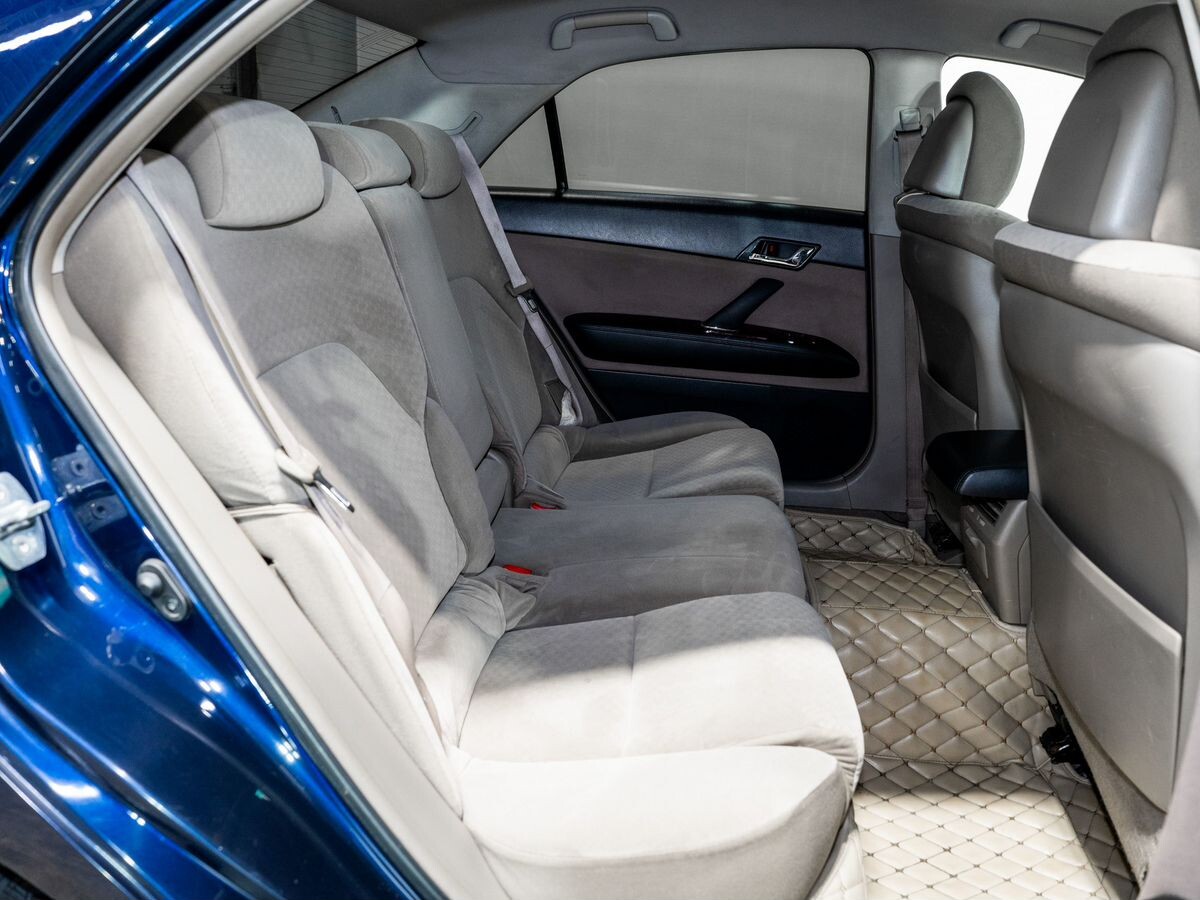 Toyota Mark X 2008 - фото автомобиля