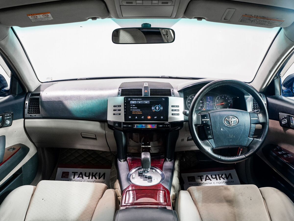 Toyota Mark X 2008 - фото автомобиля