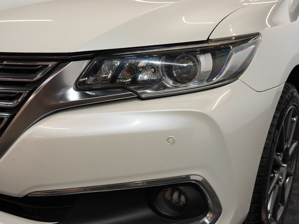 Toyota Premio 2017 - фото автомобиля