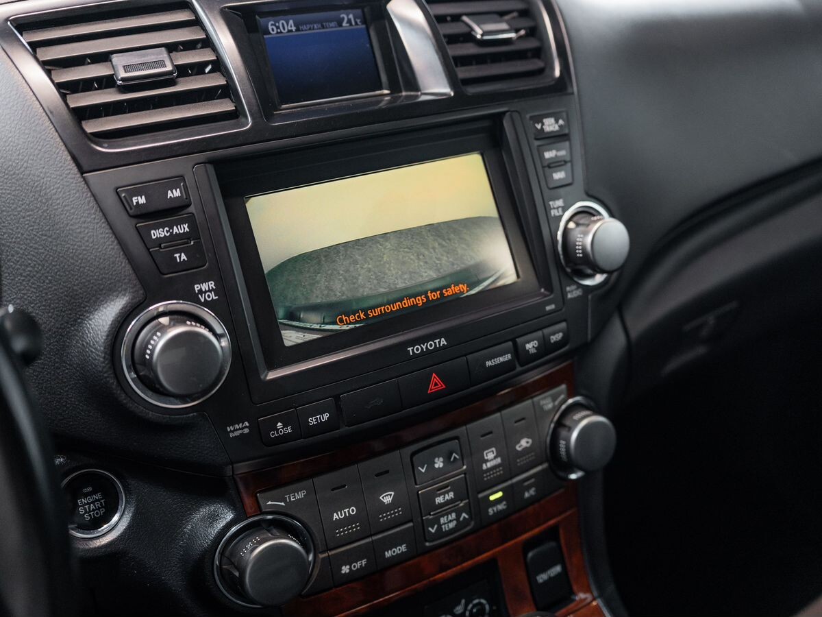Toyota Highlander 2011 - фото автомобиля