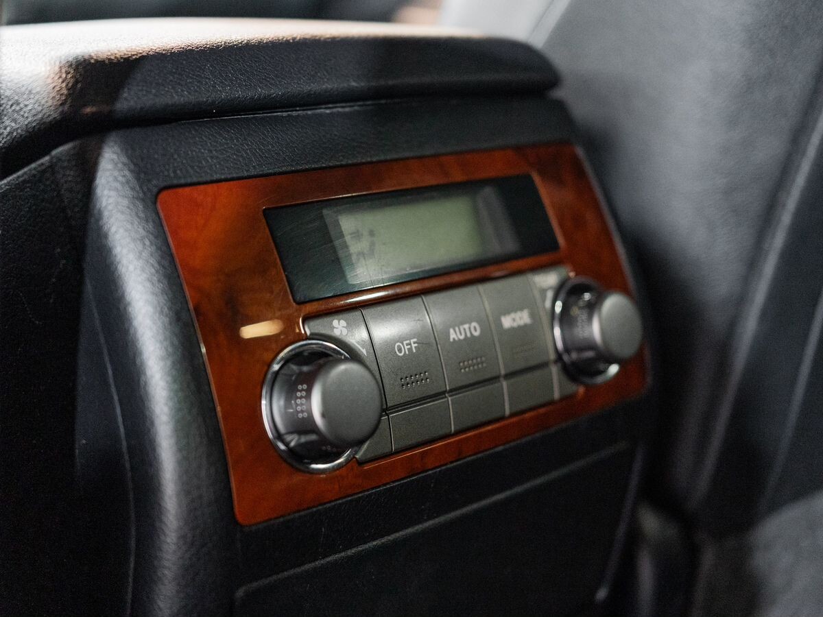 Toyota Highlander 2011 - фото автомобиля