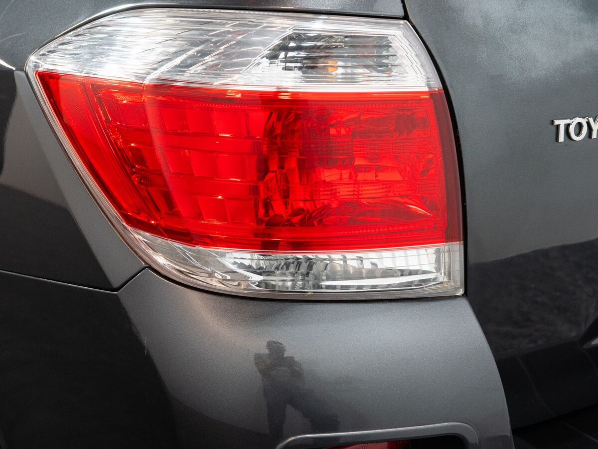Toyota Highlander 2011 - фото автомобиля
