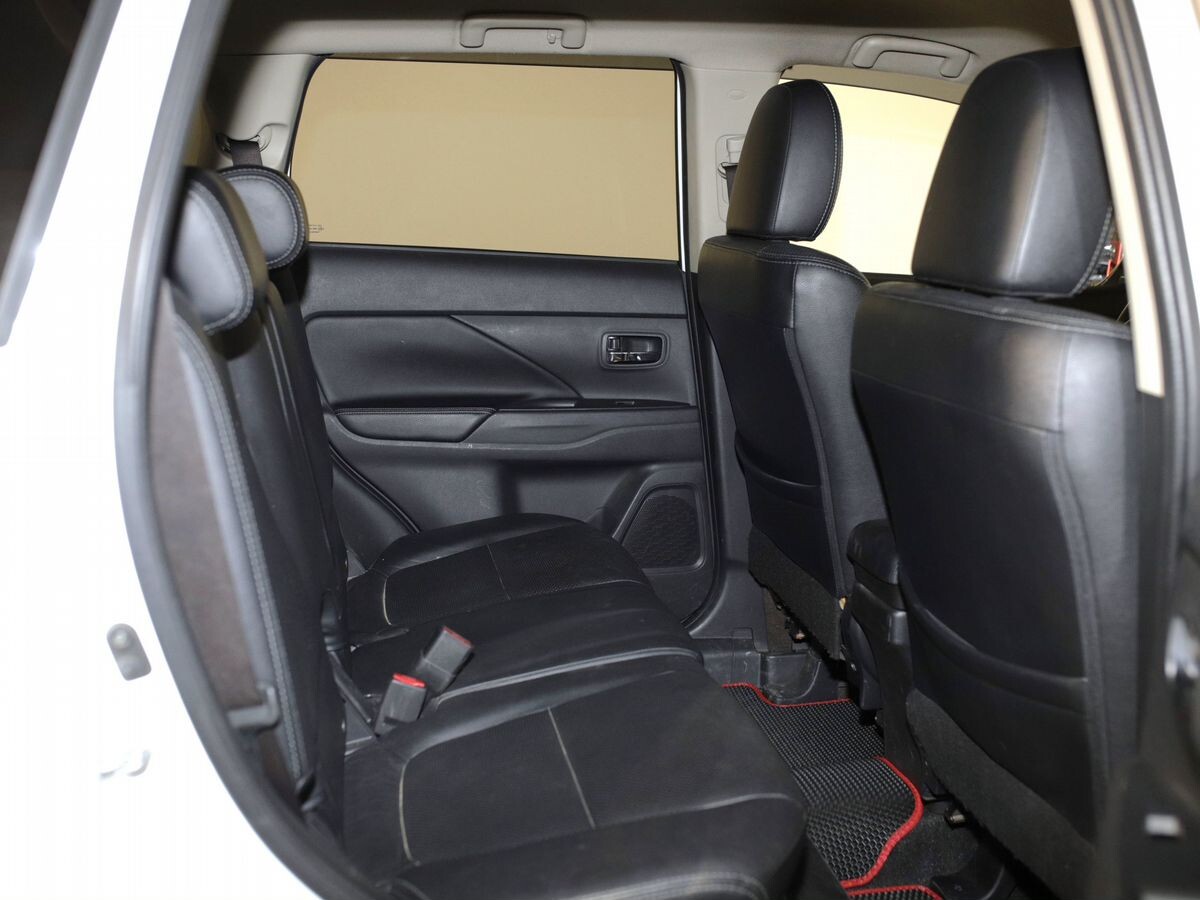 Mitsubishi Outlander 2014 - фото автомобиля
