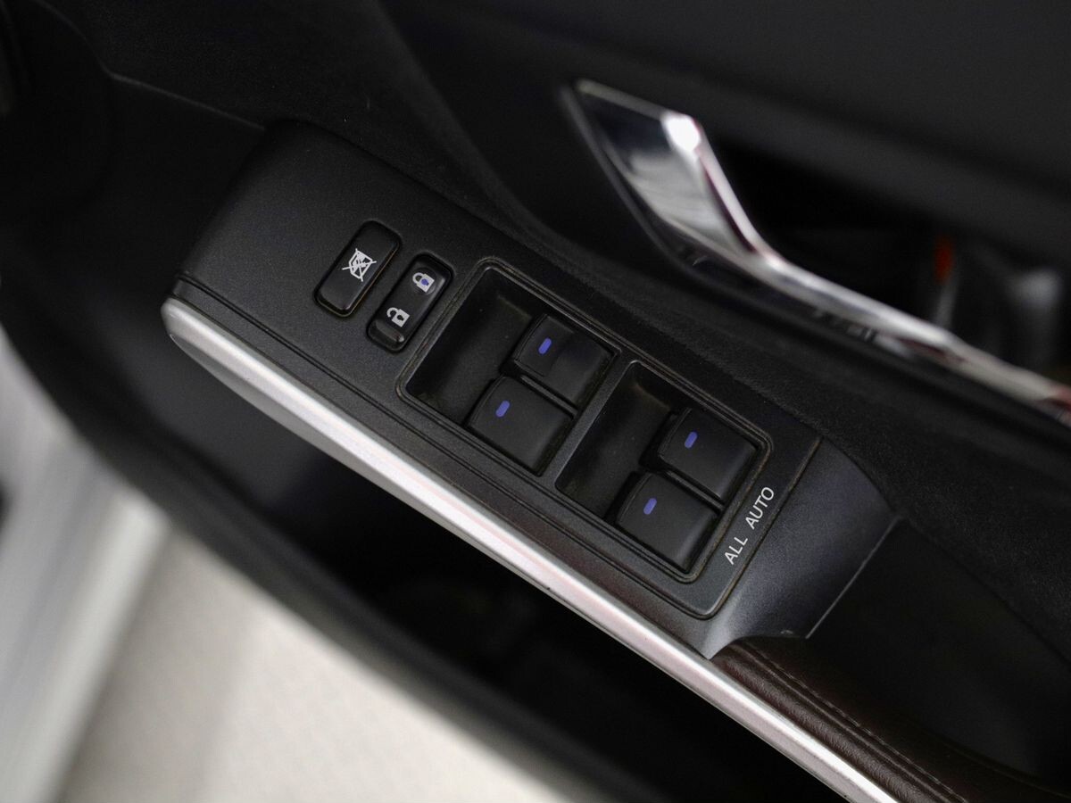 Toyota Sai 2016 - фото автомобиля