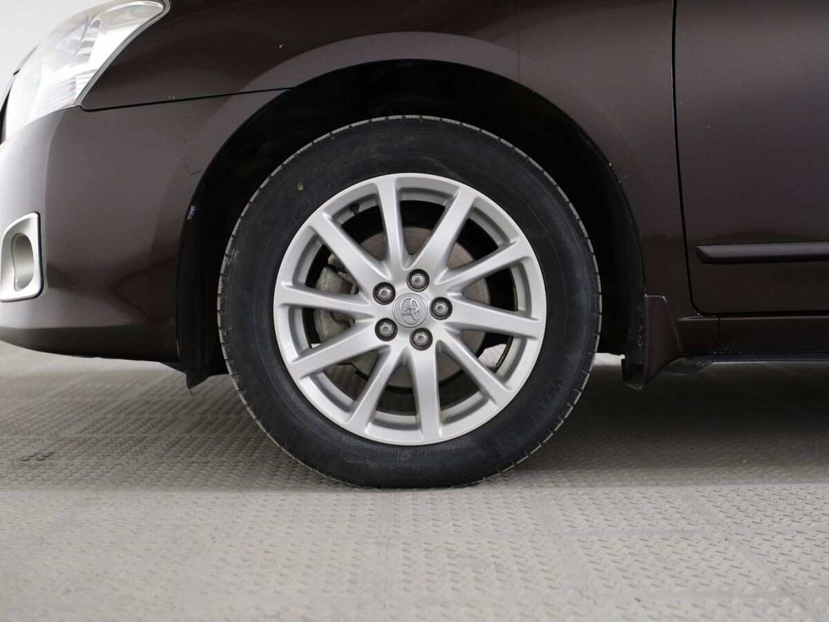 Toyota Premio 2015 - фото автомобиля