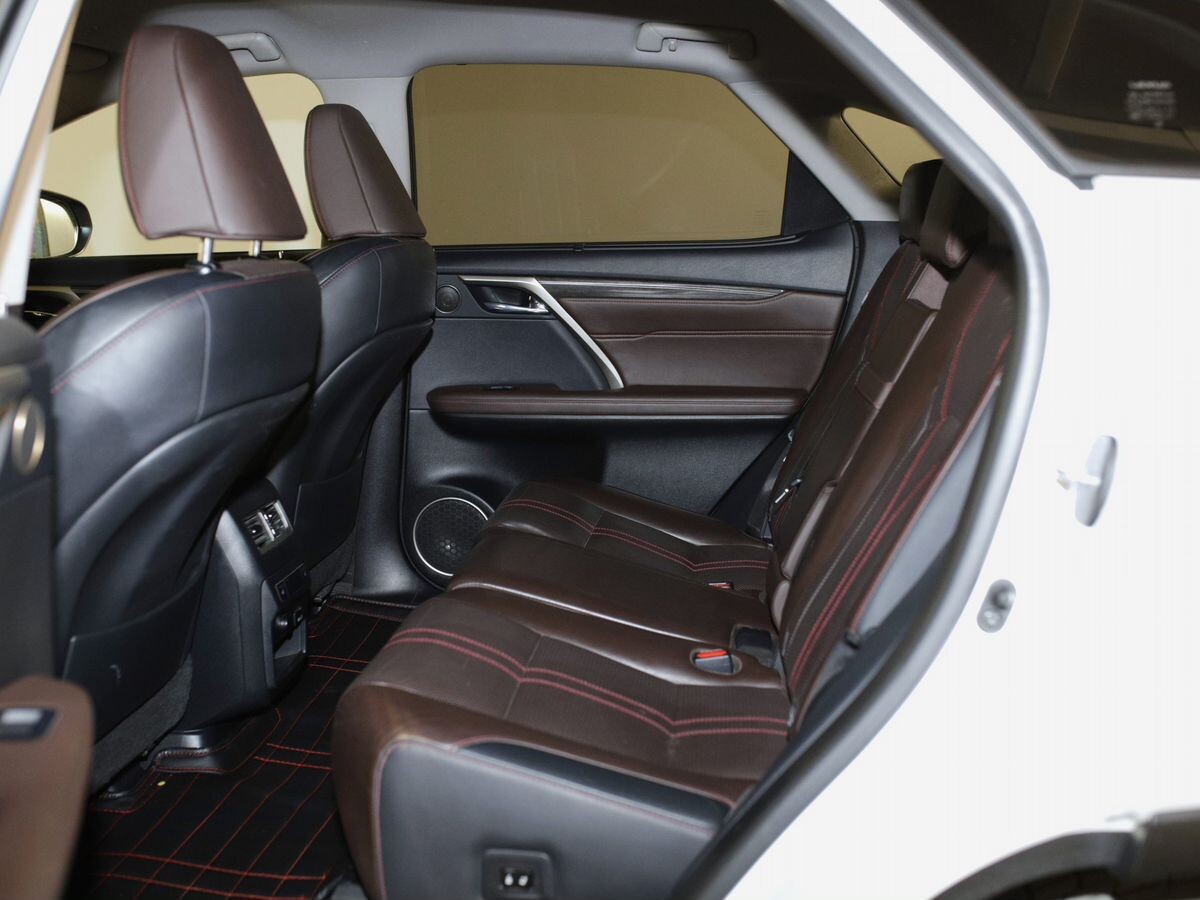 Lexus RX200t 2016 - фото автомобиля