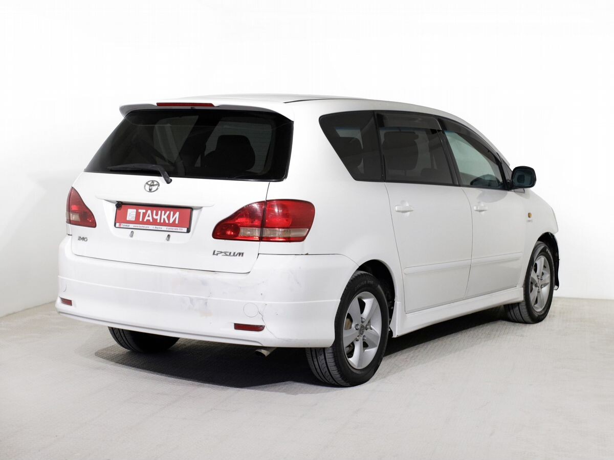Toyota Ipsum 2002 - фото автомобиля