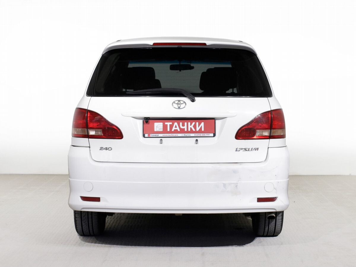 Toyota Ipsum 2002 - фото автомобиля