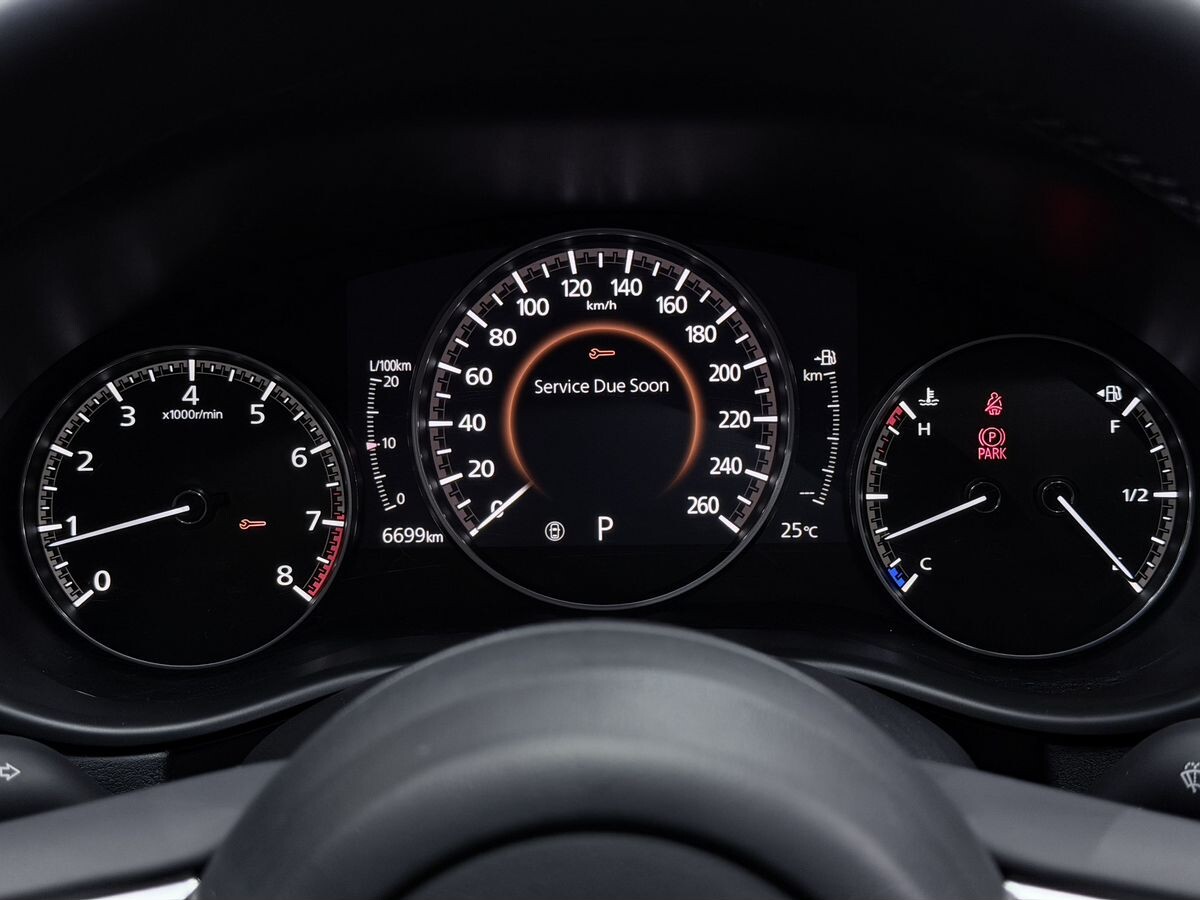 Mazda CX-30 2023 - фото автомобиля