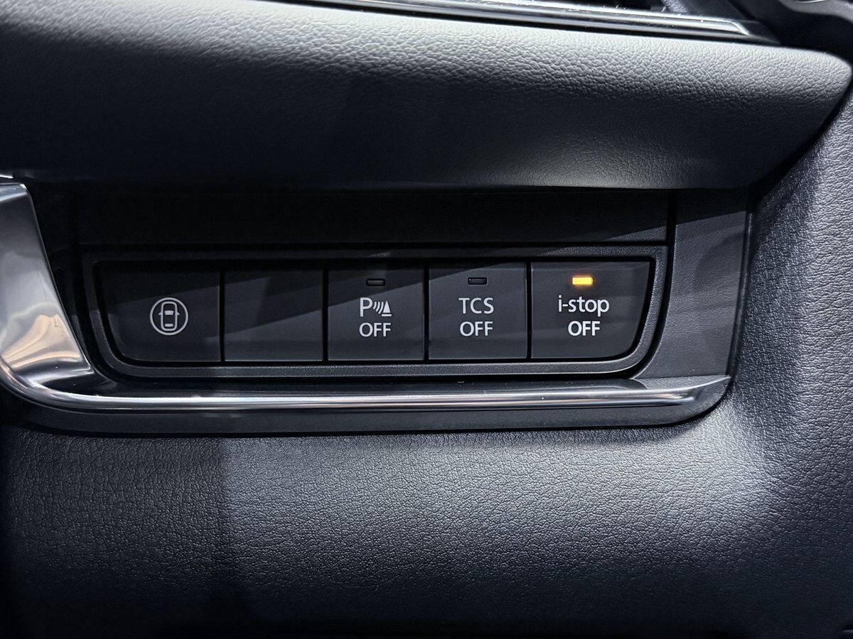 Mazda CX-30 2023 - фото автомобиля
