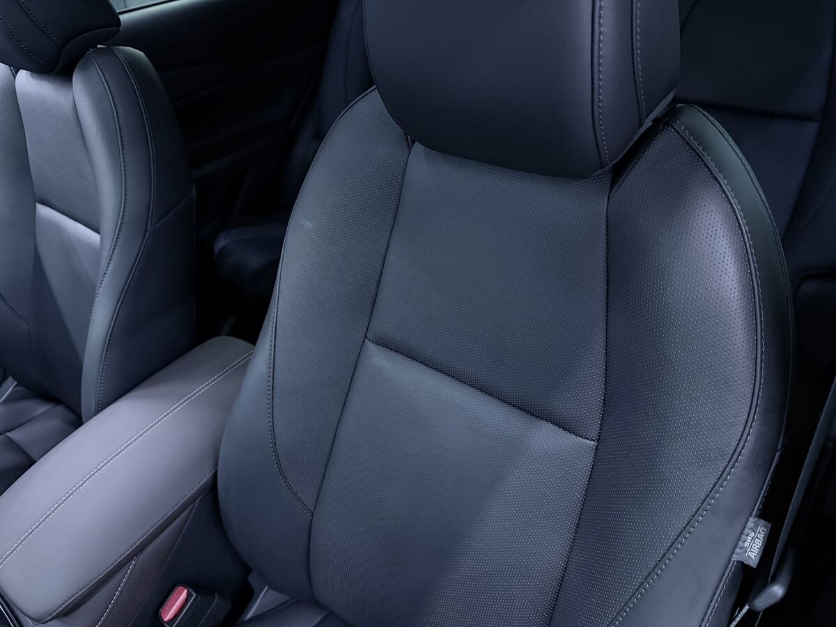 Mazda CX-30 2023 - фото автомобиля