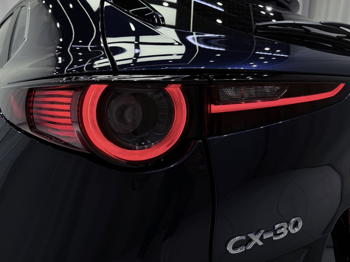 Mazda CX-30 2023 - фото автомобиля