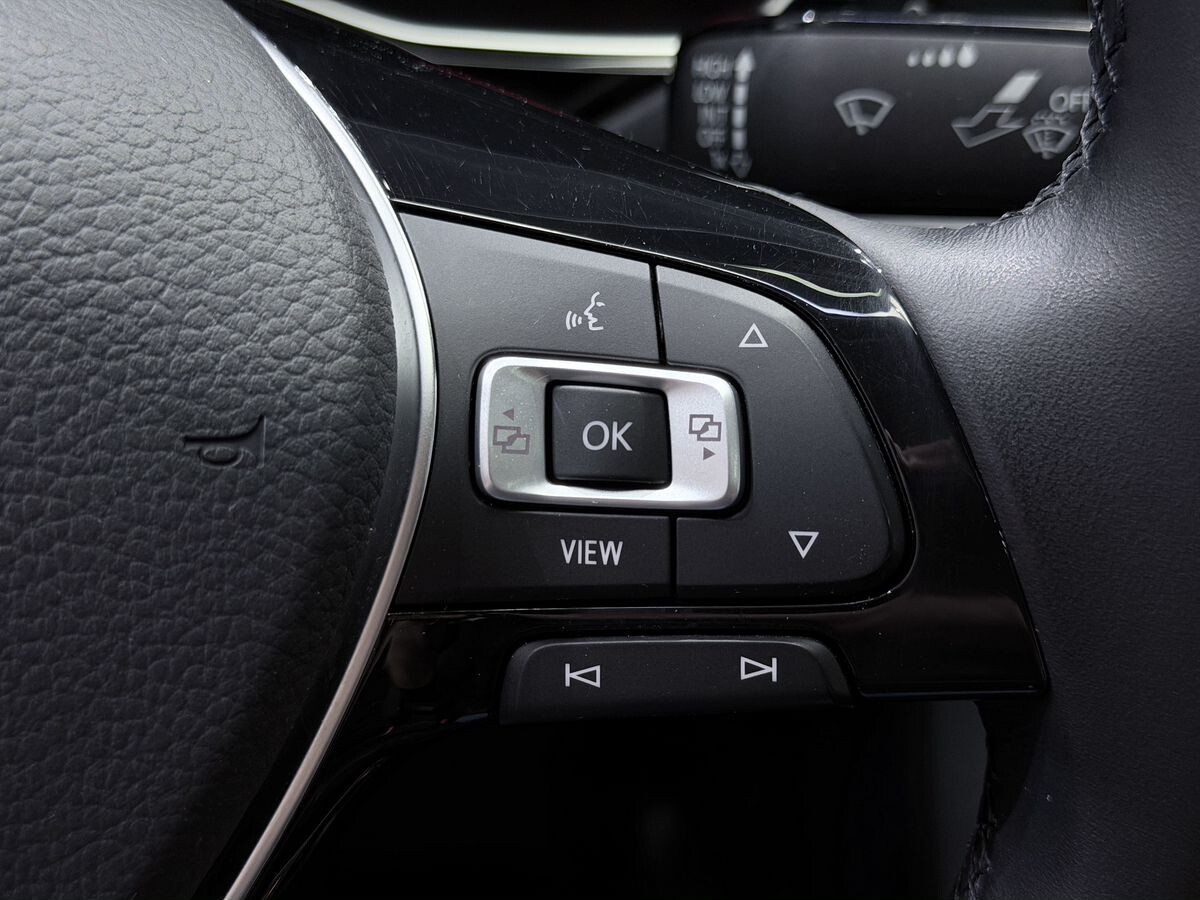 Volkswagen Sagitar L 2021 - фото автомобиля