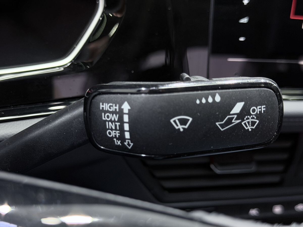 Volkswagen Sagitar L 2021 - фото автомобиля