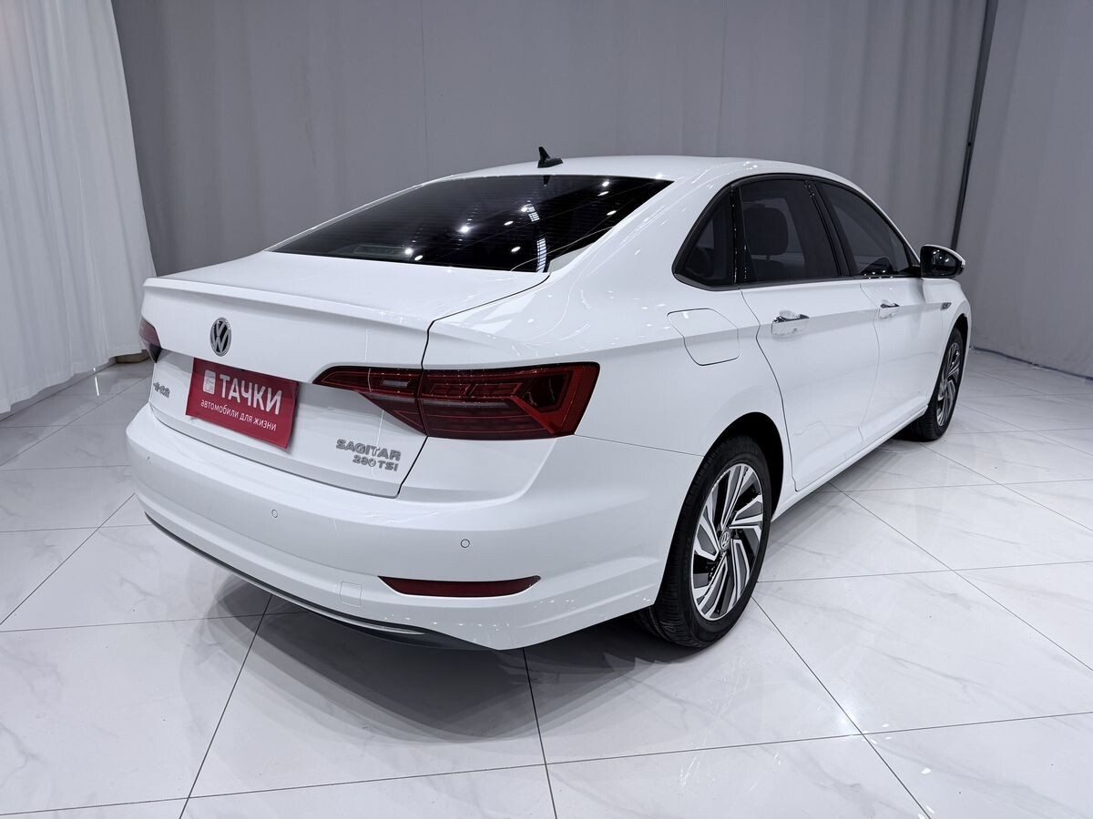 Volkswagen Sagitar L 2021 - фото автомобиля