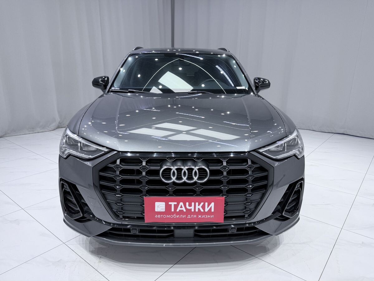 Audi Q3 2023 - фото автомобиля
