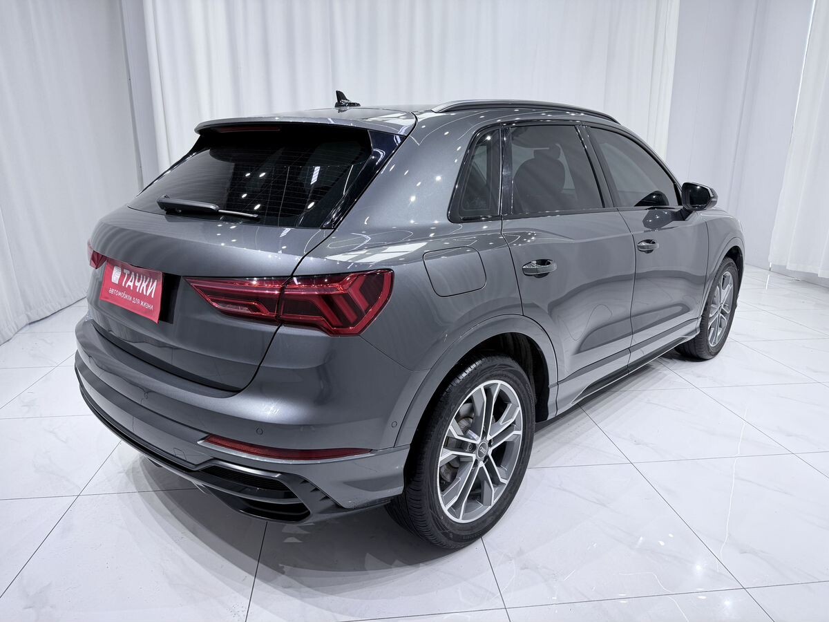 Audi Q3 2023 - фото автомобиля
