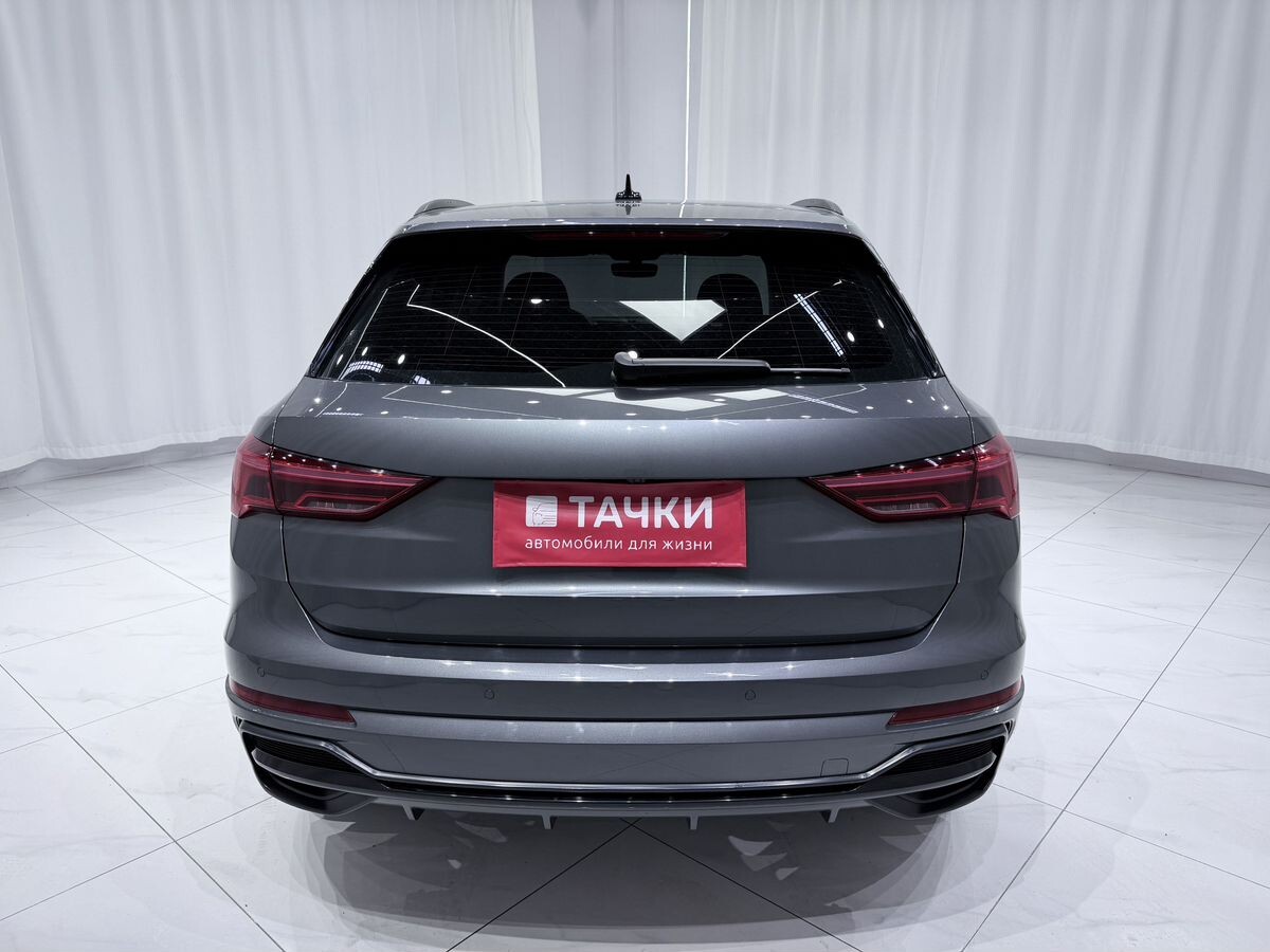Audi Q3 2023 - фото автомобиля