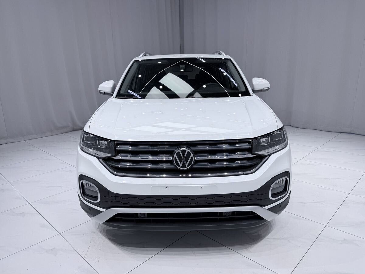 Volkswagen Tacqua 2021 - фото автомобиля