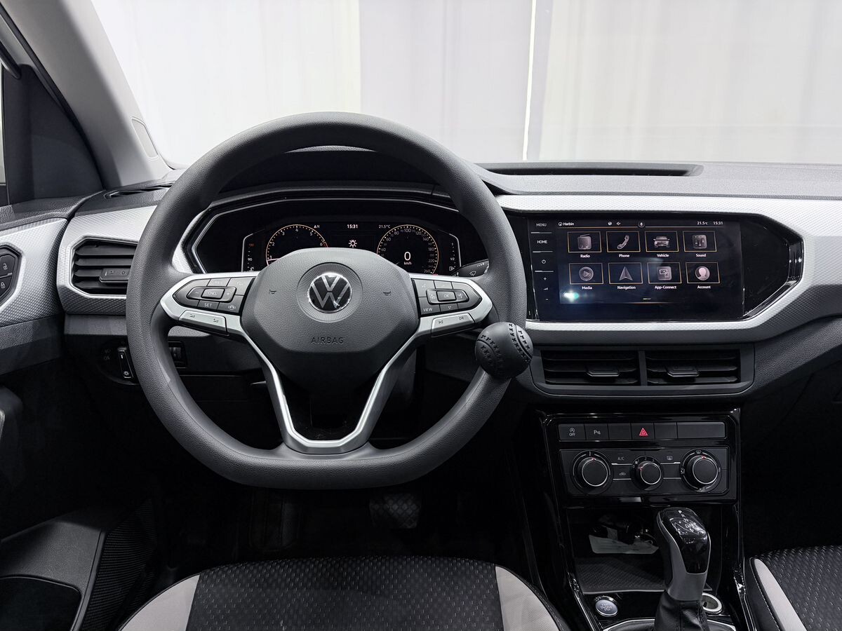 Volkswagen Tacqua 2021 - фото автомобиля