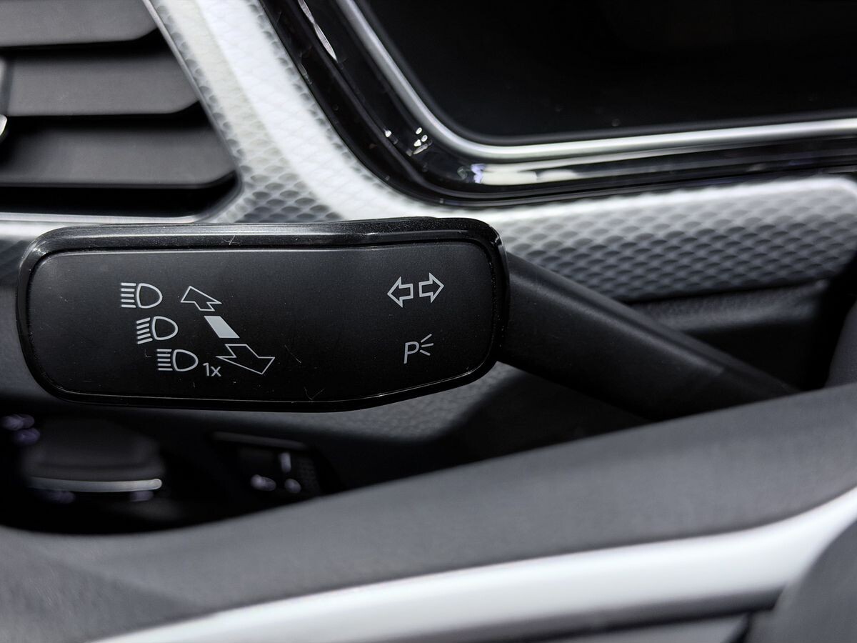 Volkswagen Tacqua 2021 - фото автомобиля