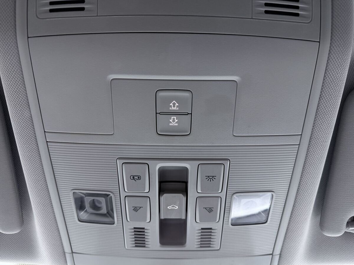 Volkswagen Tacqua 2021 - фото автомобиля