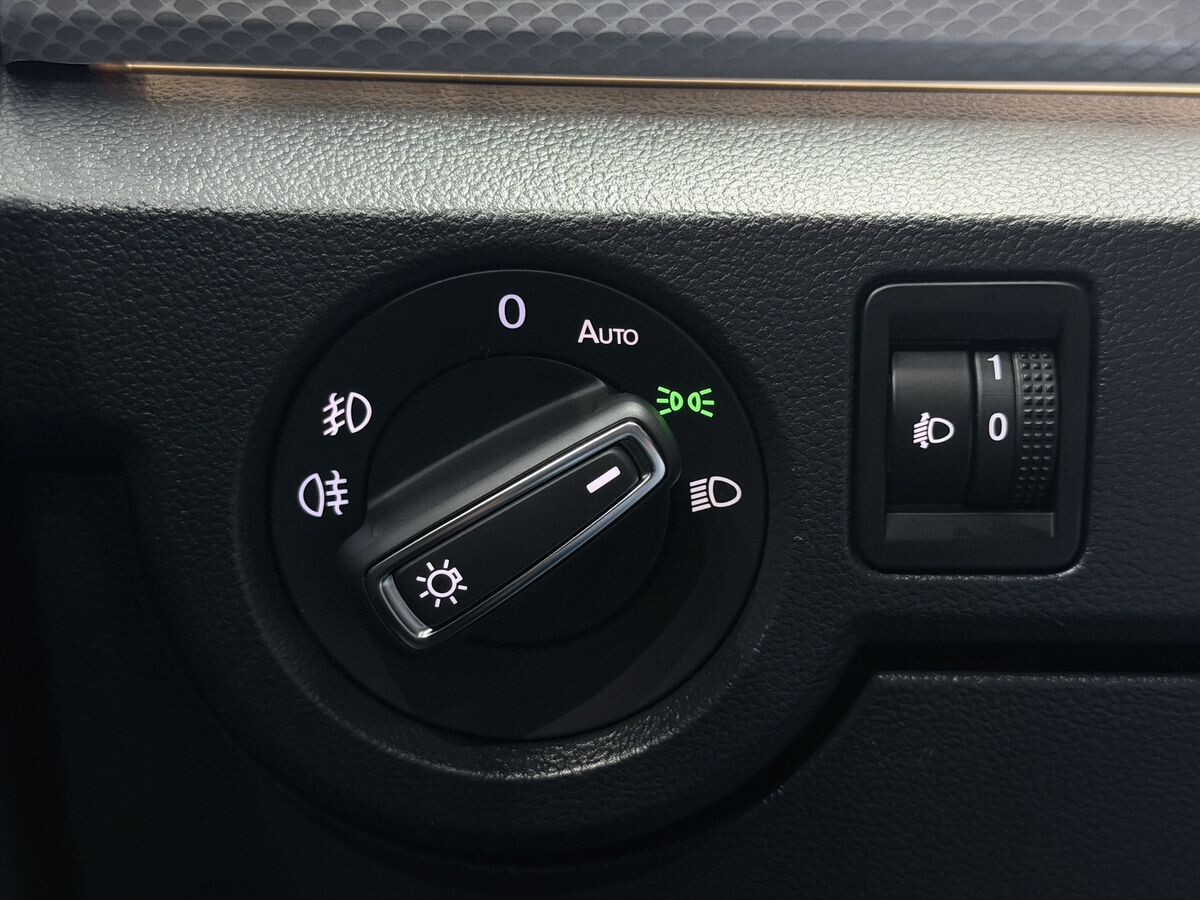 Volkswagen Tacqua 2021 - фото автомобиля