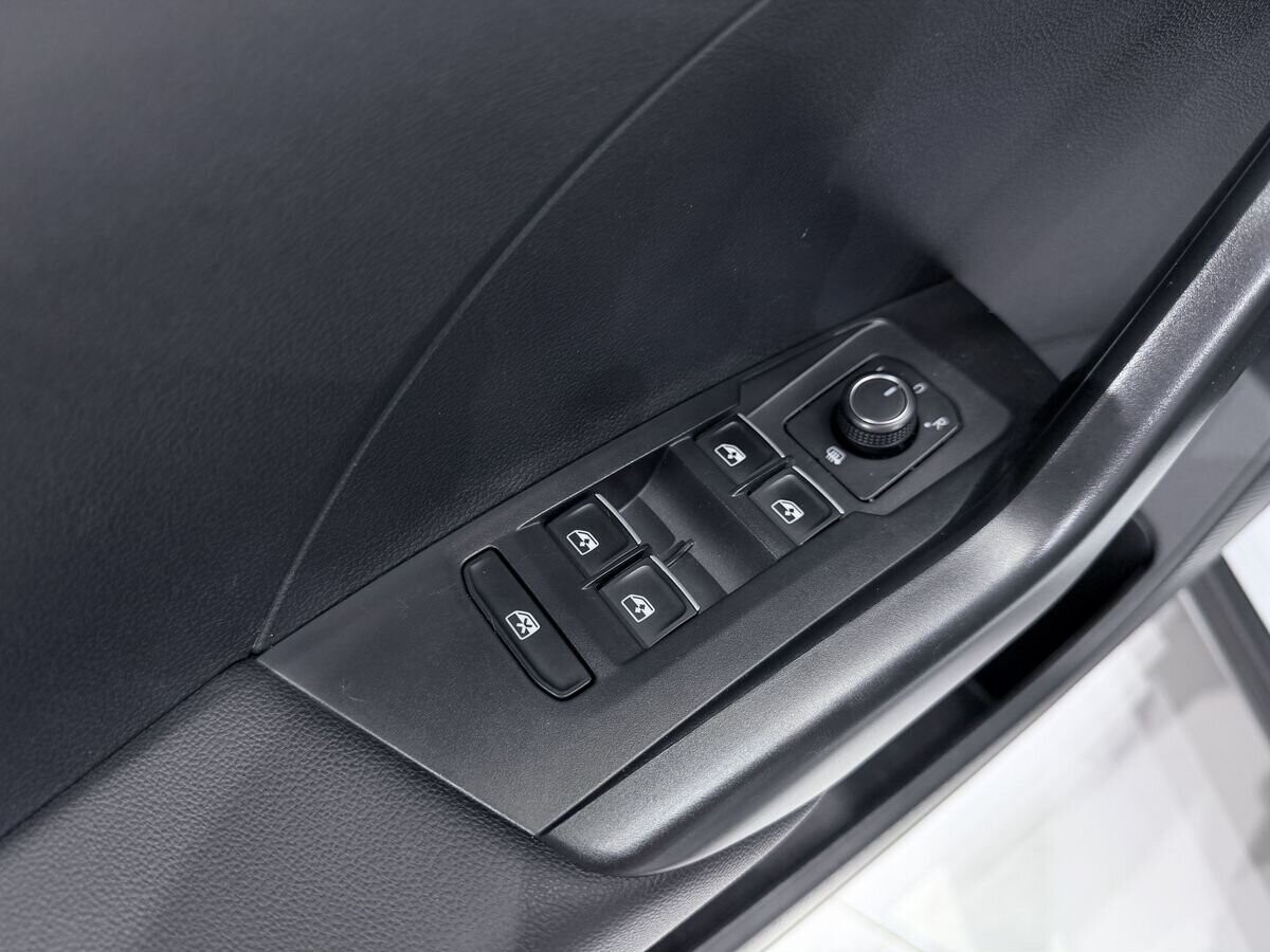 Volkswagen Tacqua 2021 - фото автомобиля